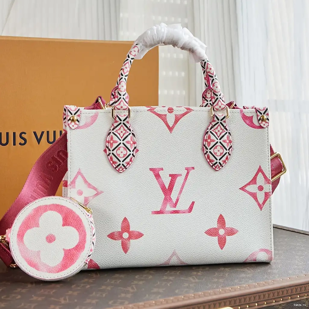 ONTHEGO PM LOUIS VUITTON 0630